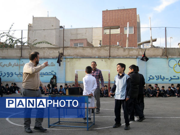 اجرای مانور زلزله در دبستان سمیه قم