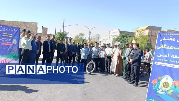 همایش دوچرخه سواری در شهرستان خلیل آباد 