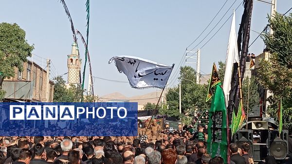 زنان و مردان بن در آیین گل‌زنی؛ هم‌نوا با کاروان کربلا