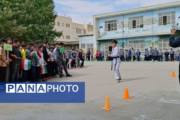 برگزاری المپیاد ورزشی دبیرستان شهیدرجایی یک شهرستان بجنورد 