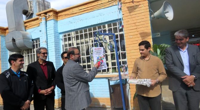 آیین افتتاح زمین چمن مصنوعی شهید دانشجو و زنگ المپیاد درون مدرسه ای دبیرستان شاهد ابوذر غفاری 