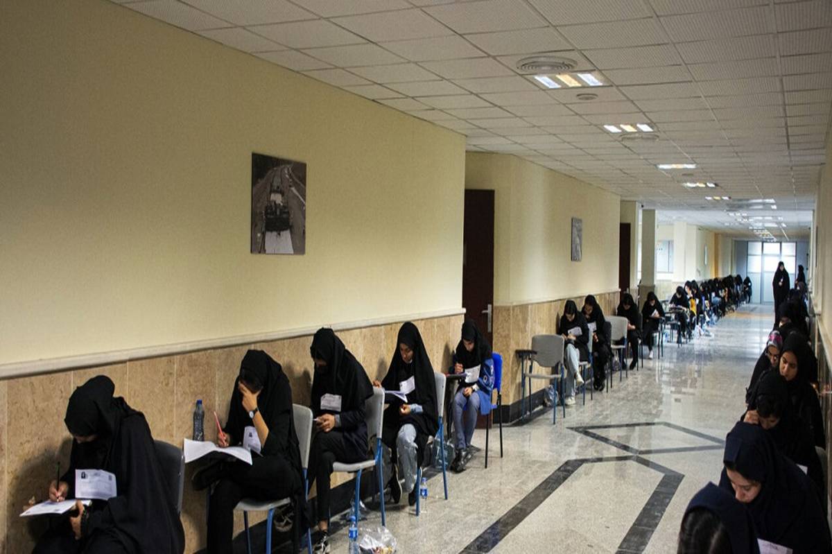 نگاه سختگیرانه سنتی به مجوزهای استخدامی تغییر میکند