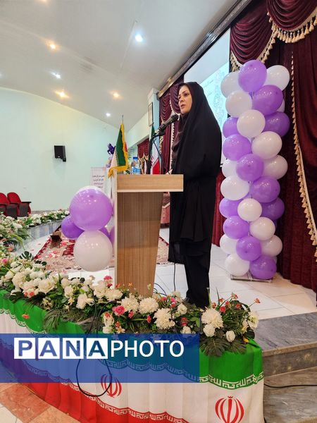 همایش گفتمان سازی الگوی سوم زن مسلمان و کنشگری جمعیت در تبریز