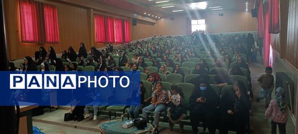 برگزاری مراسم تجلیل از مقام زن به مناسبت ولادت حضرت فاطمه زهرا(س)