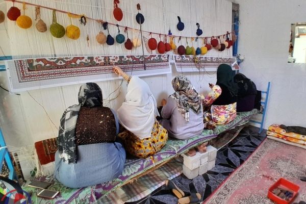 توانمندسازی زنان با صنایع دستی، شکوفایی اقتصاد و حفظ میراث را با خود همراه دارد
