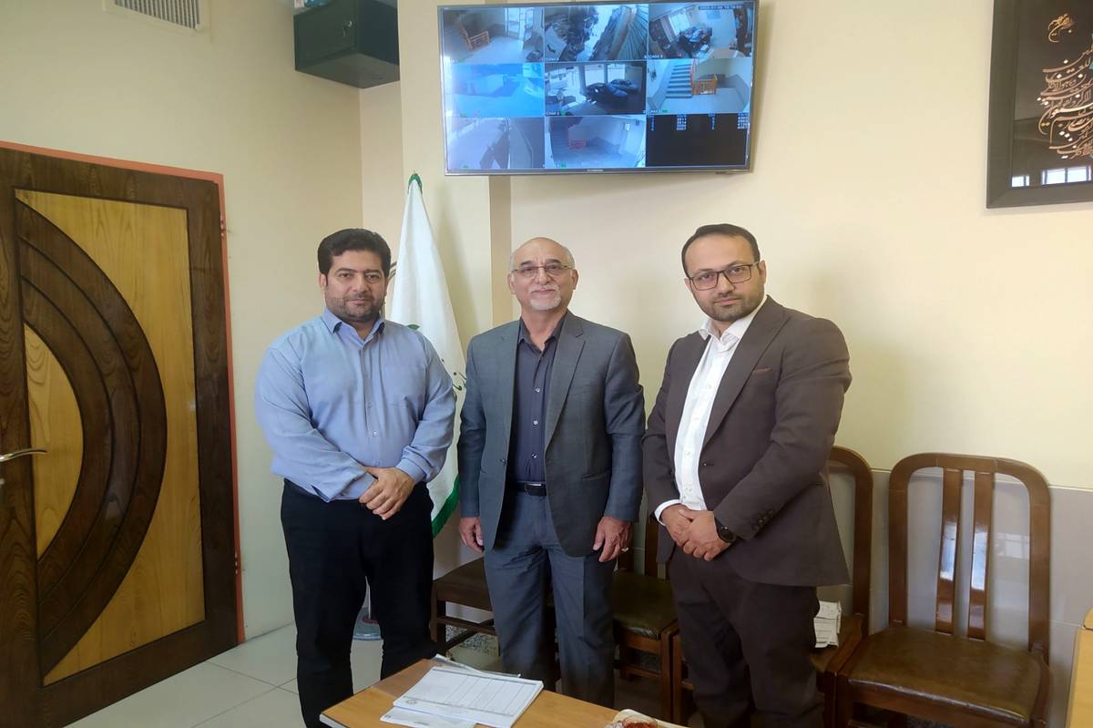 بازدید کارشناسان سازمان مرکزی از سازمان دانشآموزی استان اصفهان