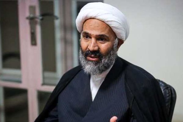 کمیسیون اصل ۹۰ تمام‌قد پشت طرح‌های پیشگیرانه مدارس ایستاده است