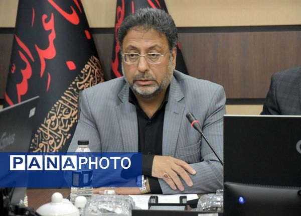 تقدیر از شهرداران مدارس آموزش و پرورش منطقه ۱۴ 
