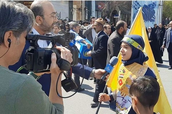 راهپیمایی روز قدس با حضور مسئولان اداره‌کل آموزش‌وپرورش استان خراسان رضوی