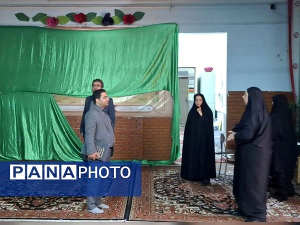 بازدید مسئولین از کلاس های تابستانه در پایگاه های اوقات فراغت ناحیه دو مشهد 