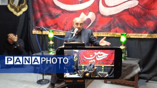 عزاداری دهه دوم محرم در کتاب‌پردازان با سخنرانی جلیل معماریانی