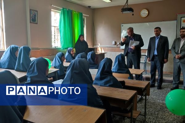 مانور استانی بازگشایی مدرسه در دبیرستان بهار آزادی قائمشهر