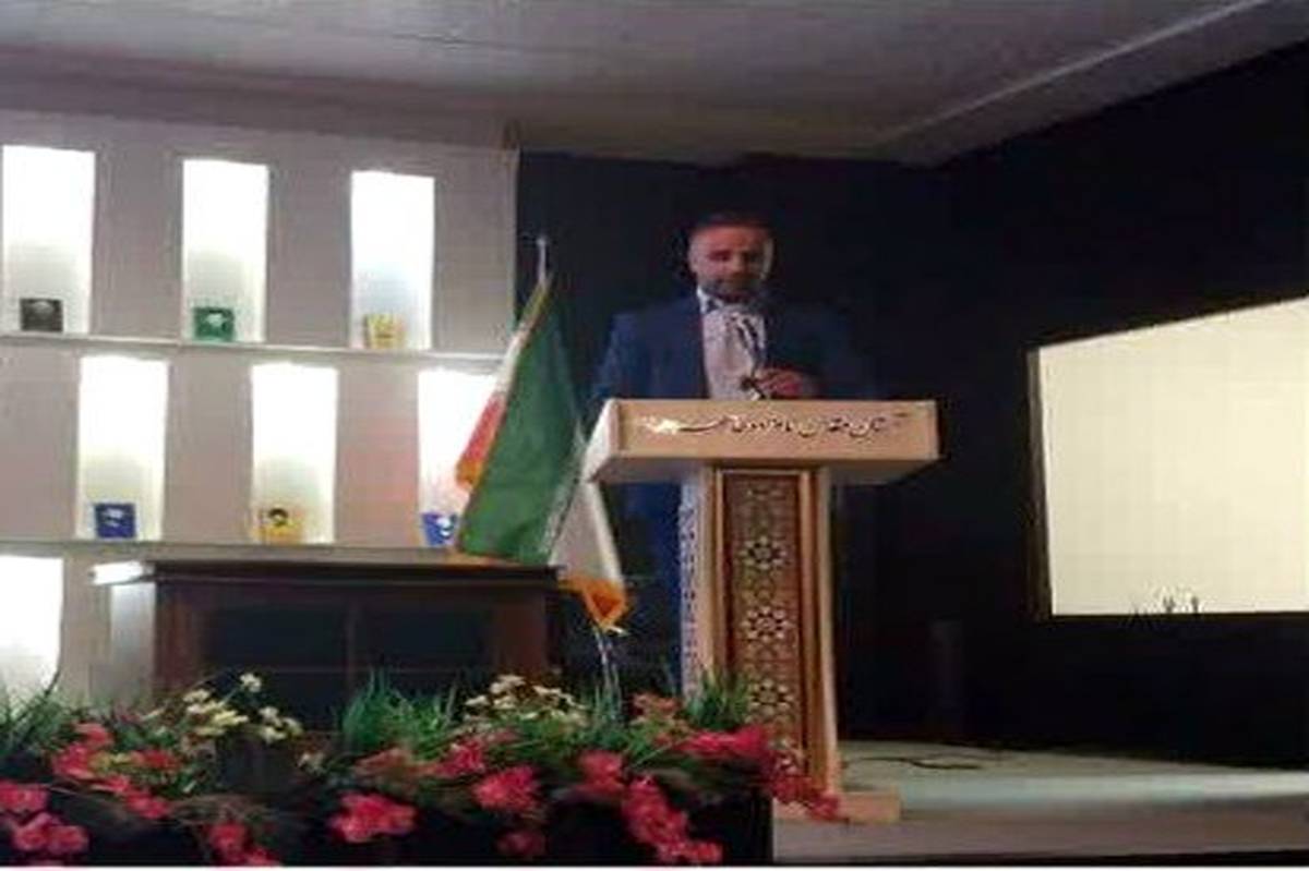 ۱۵۶ دانش‌آموز نخبه علمی و فرهنگی دبیرستان شاهد شهید مومنی مورد تجلیل قرار گرفت