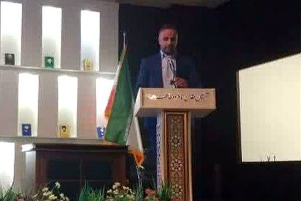 ۱۵۶ دانش‌آموز نخبه علمی و فرهنگی دبیرستان شاهد شهید مومنی مورد تجلیل قرار گرفت