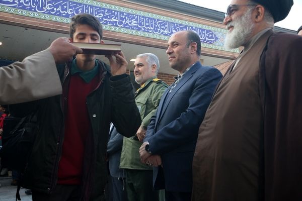 قدم‌هایی به سوی خاطره‌ها؛ 