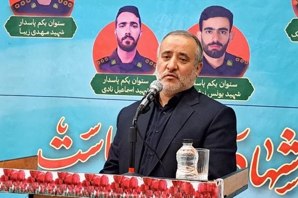 سپاه پاسداران نماد اقتدار و ایستادگی ملت ایران است
