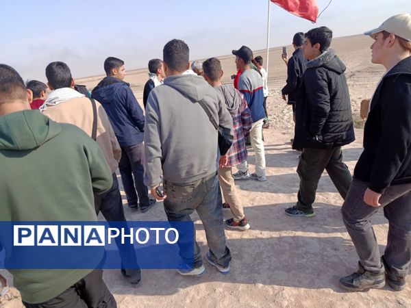 اعزام دانش‌آموزان مدارس ساوجبلاغ به اردوی راهیان نور 