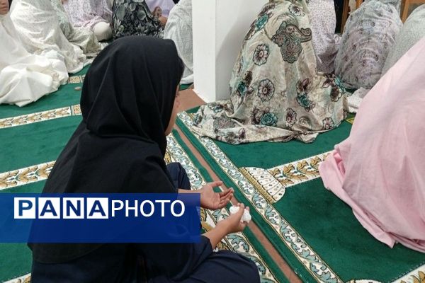 جلسه هفتگی توسل به آقا امام زمان (عج) در خوابگاه دخترانه شهید مجید دهنوی 