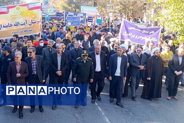 راهپیمایی سیزده آبان در شهرستان نیشابور