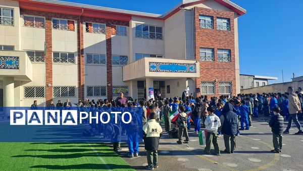 نواخته‌شدن زنگ استکبارستیزی در گلوگاه 