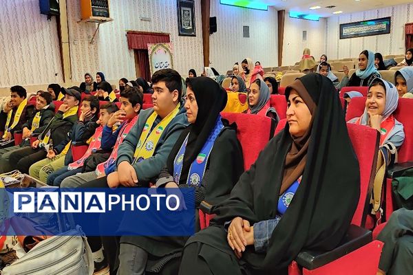 کلاس آموزشی خبرنگاری در کانون مهر تابان نیشابور