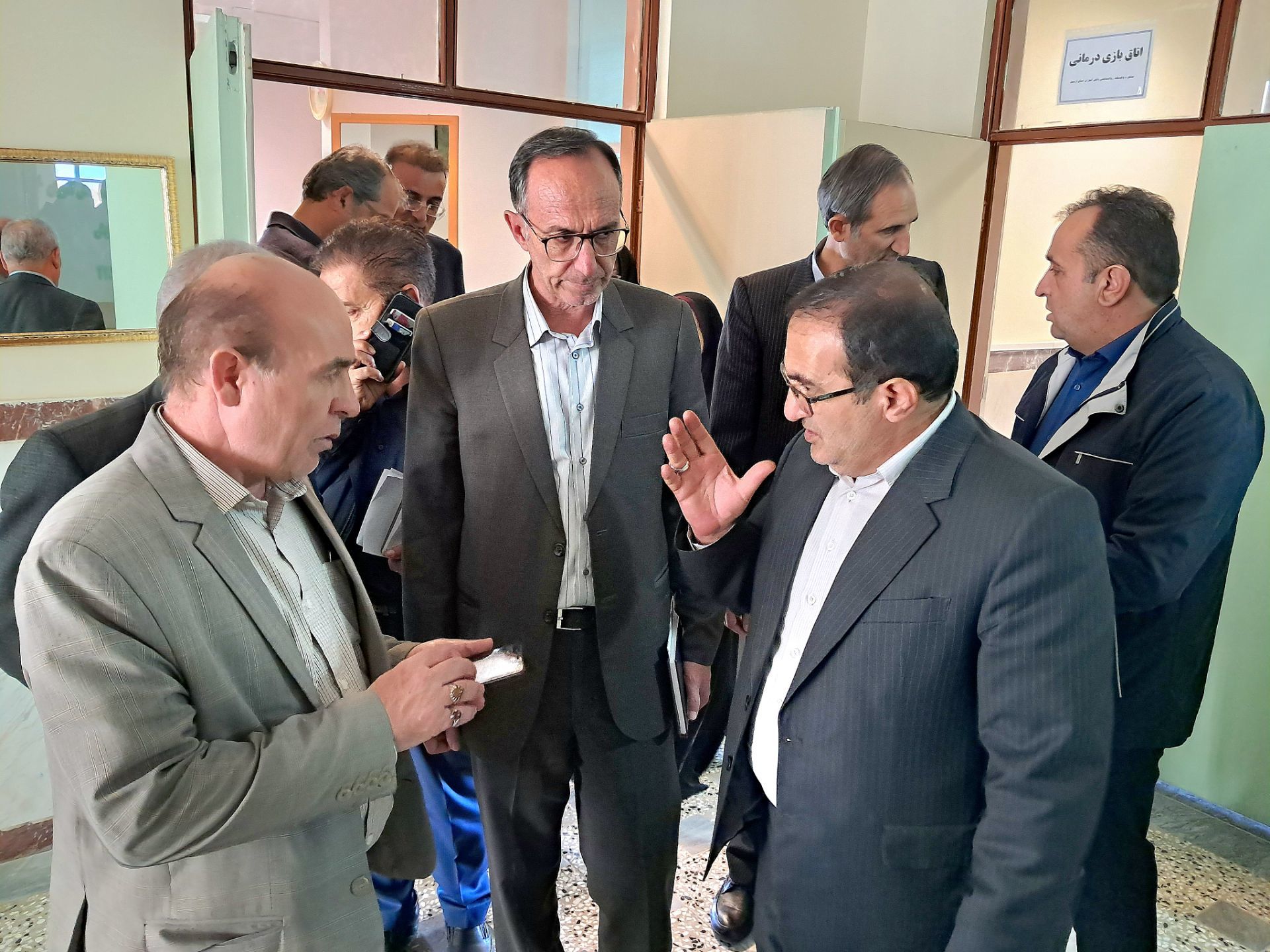 اهمیت نقش مشاوره در ارتقای سلامت روان، پیشگیری از آسیب‌های اجتماعی