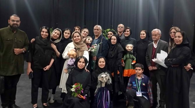 نمایش عروسکی «چهچه چلچله چهل گیس» در تماشاخانه استاد لایق روی صحنه رفت 