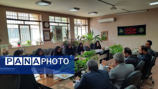 طنین زنگ مهر، ایثار و مقاومت در دبیرستان شاهد طالقانی