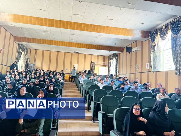 برگزاری طرح سفر یادگیری ویژه معلمان شهرستان مانه و سملقان 