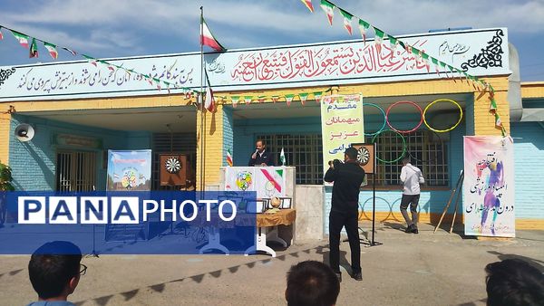 آیین افتتاح زمین چمن مصنوعی شهید دانشجو
