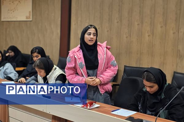 انتخابات انجمن های ورزشی دانش‌آموزی ناحیه دو بهارستان