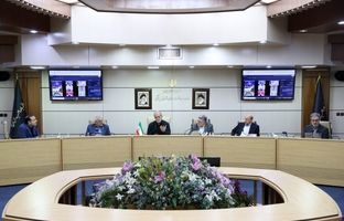 پزشکان از قالب‌های محدود خارج و نجات‌بخش محله، جامعه و منطقه خود باشند