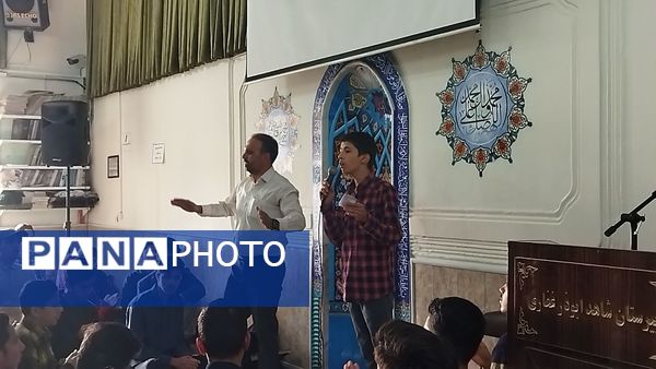 جشن میلاد حضرت زینب (س) و قرائت زیارت عاشورا در دبیرستان شاهد ابوذر غفاری نیشابور 