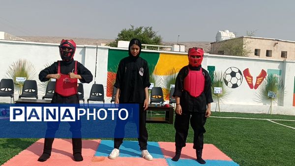 المپیاد ورزشی درون مدرسه‌ای در مدرسه شهید مطهری فین