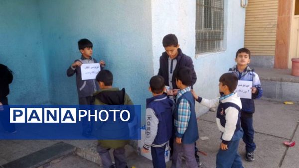 توزیع شیر رایگان در مدارس کوهنانی به منظور ارتقاء سلامت دانش‌آموزان