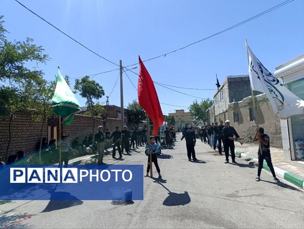 مراسم عزاداری  سرور و سالار شهیدان امام حسین علیه السلام در روستای سلطان آباد نمک