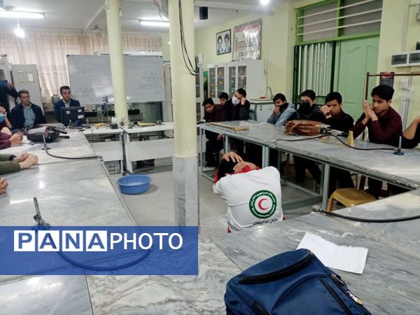 در هنگام زلزله چه باید کرد؟