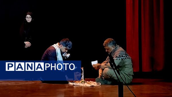نمایش «مرا مهدی بخوانید» در فرهنگسرای امام علی(ع) هشتگرد به روی صحنه رفت