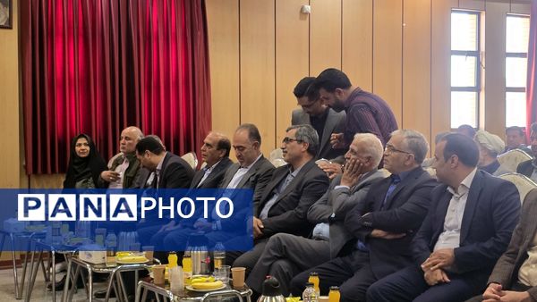  مراسم کلنگ‌زنی همزمان دو پروژه آموزشی در ناحیه چهار اصفهان