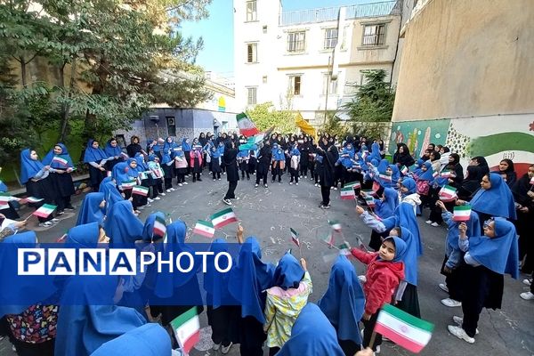 برپایی جشن وعده صادق۲ در مدارس رودهن 