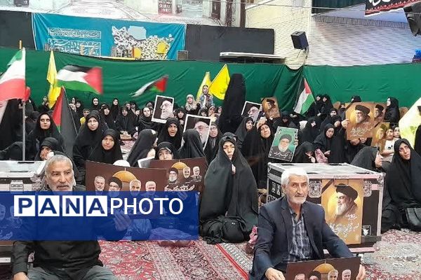 مراسم بزرگداشت شهدای مقاومت در حرم شهدا گمنام ورامین