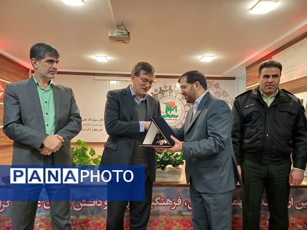تقدیر از اعضای شورای آموزش و پرورش ملارد به‌خاطر کسب رتبه برتر استانی
