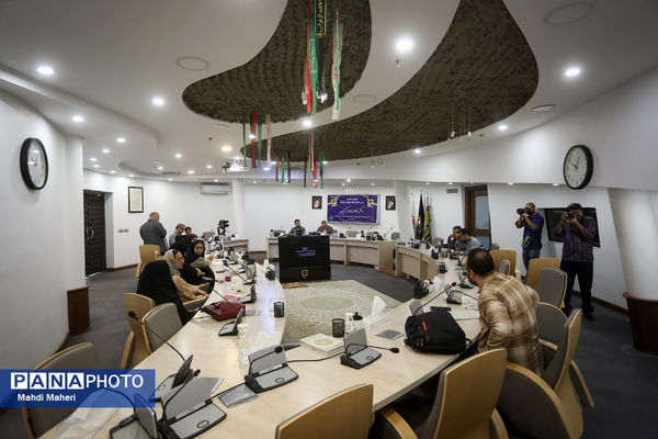 نشست خبری مدیرعامل بنیاد چهارم خرداد