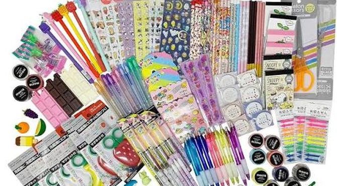 اهدای 100 بسته تحصیلی به دانش‌آموزان نیازمند صحرارود توسط موسسه جویبار بهشت رضوان