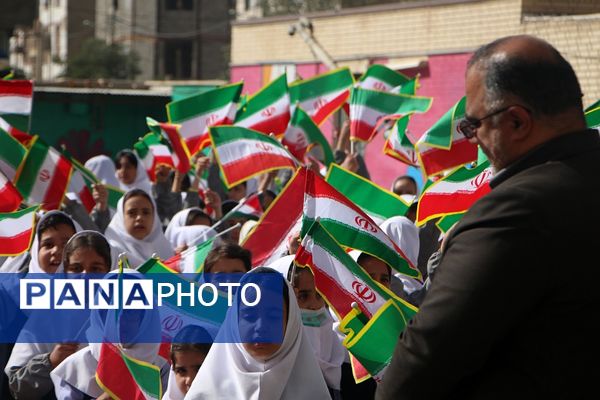 صدای زنگ استکبار ستیزی در مدارس فشافویه گوش نواز شد