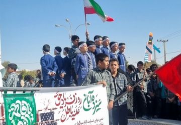 مردم مروست حماسه‌ای دیگر در ۱۳ آبان رقم زدند