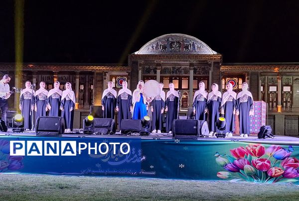 مراسم تجلیل از معلمان نمونه استان فارس