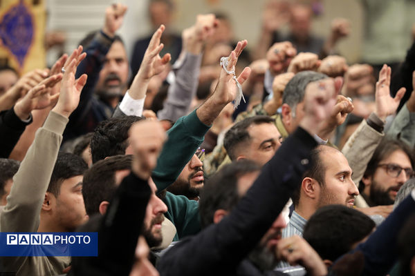 دیدار خانواده شهدای اقتدار با رهبر انقلاب در روز میلاد امیرالمومنین علیه‌السلام