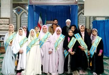 روایت نماز جمعه‌ای از جنس حضور دانش‌آموزان 