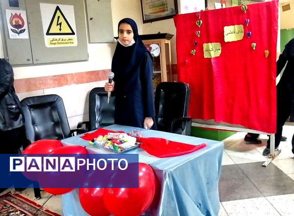 جشن یلدا در دبیرستان حضرت زینب(س) 